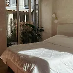 Atrium דירה *